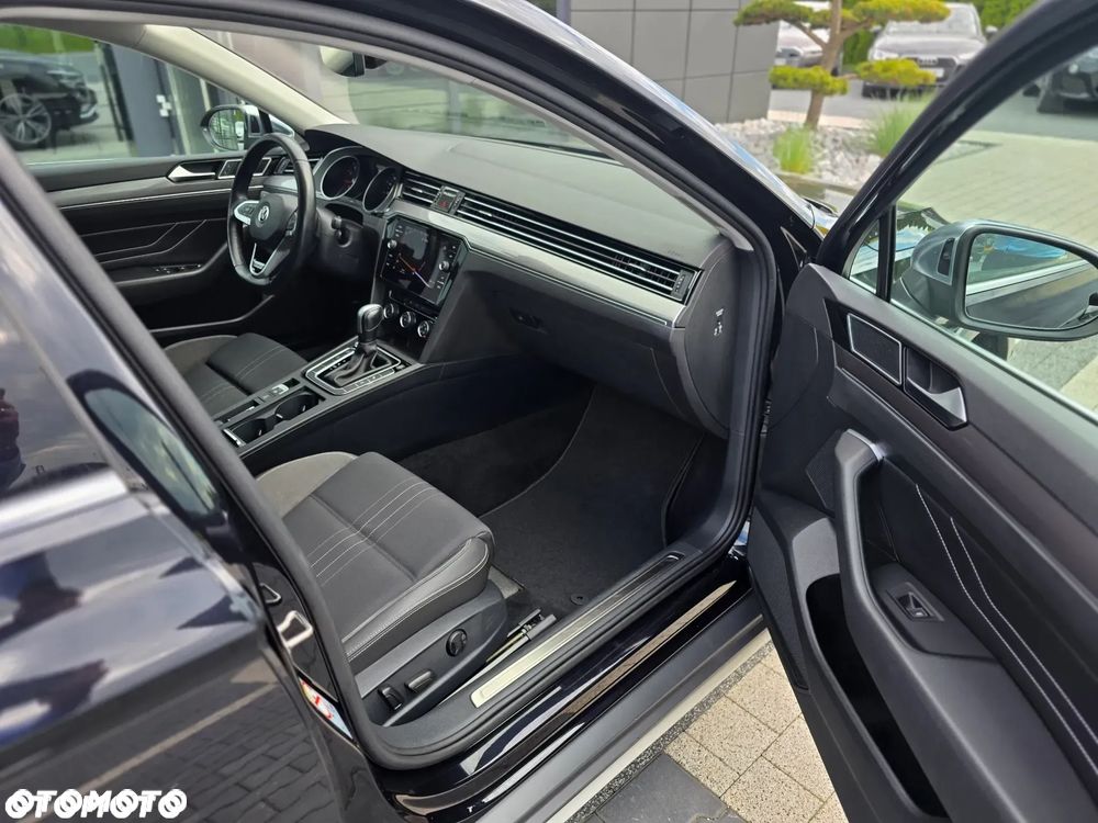 Volkswagen Passat Alltrack 2.0 TSI OPF 4 Motion DSG - 14
