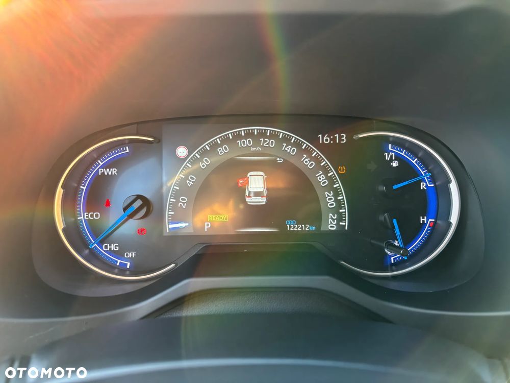 Toyota RAV4 2.5 Hybrid Black Edition by JBL 4x4 - 10