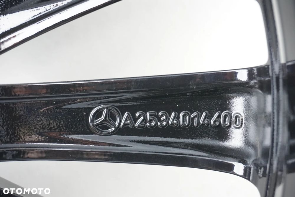 Mercedes 5x112 18 8J et38 A2534014600 stan bdb  1szt - 5