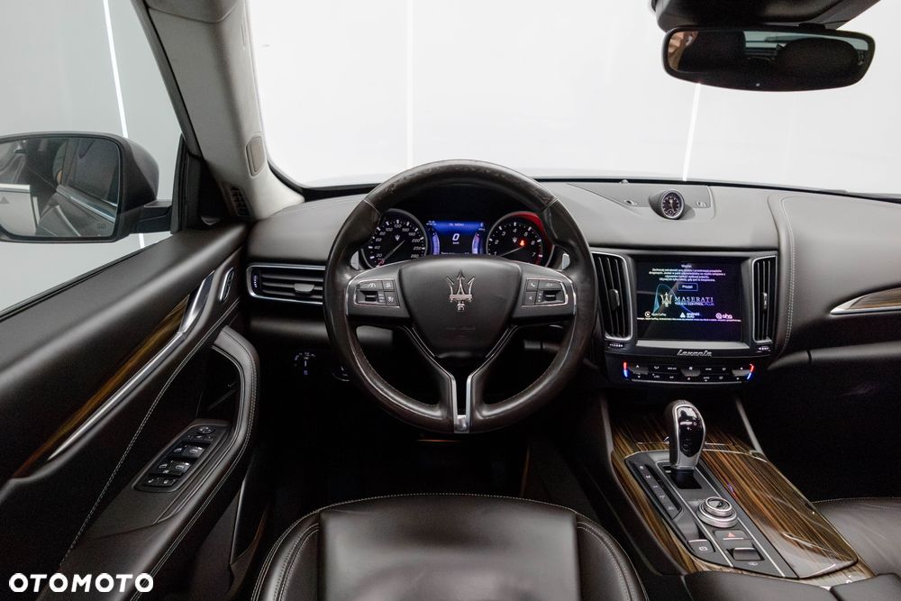 Maserati Levante - 22