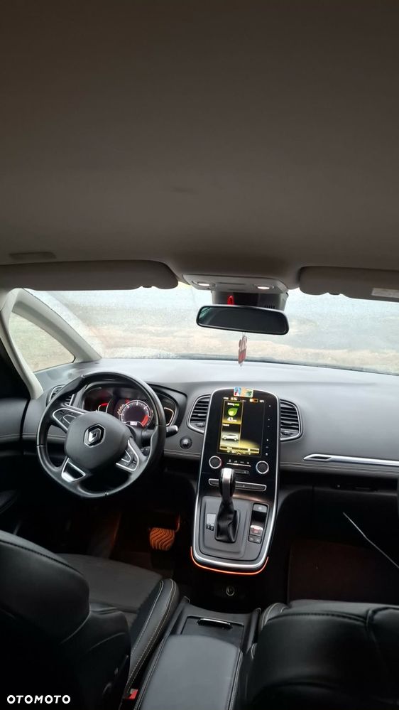 Renault Grand Scenic - 35