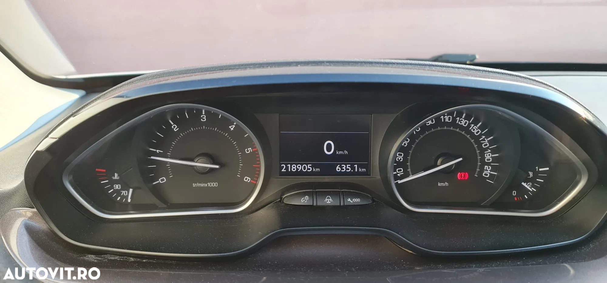 Peugeot 2008 - 10