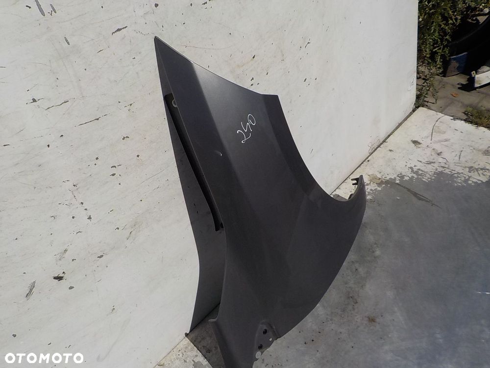 240 RENAULT MEGANE III BŁOTNIK PRAWY PRZÓD PRZEDNI - 2