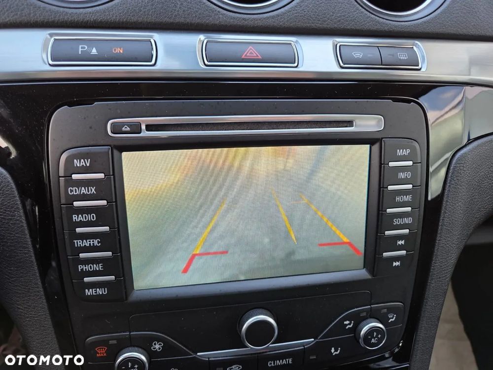 Ford S-Max 2.0 TDCi Titanium - 21