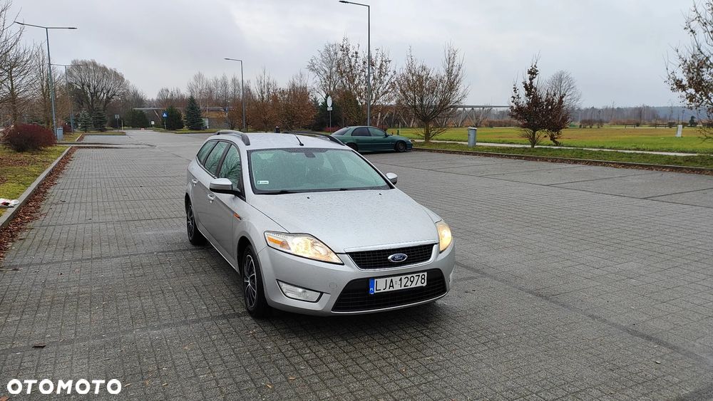 Ford Mondeo 2.0 TDCi Ambiente - 16