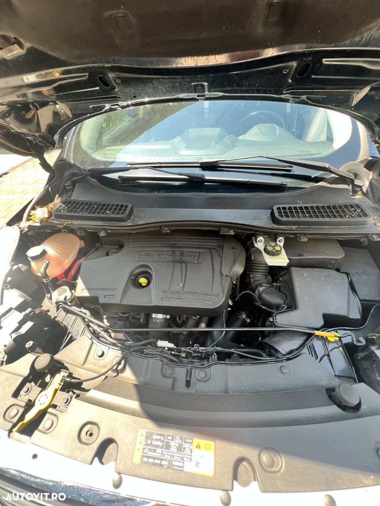 Ford Kuga - 15