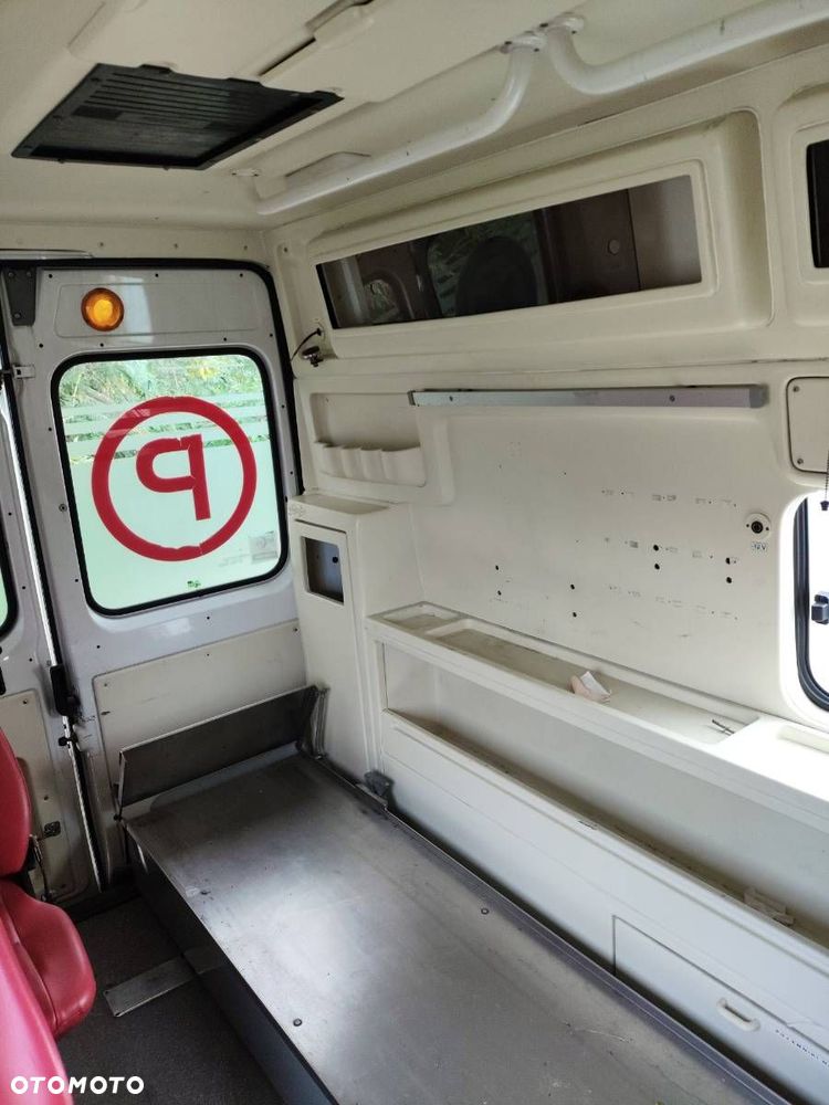 ZABUDOWA KARETKI  FIAT DUCATO Autobus (230_) 1994 - 2005 2.0 Panorama/Combinato 80 kW [109 KM] - 6