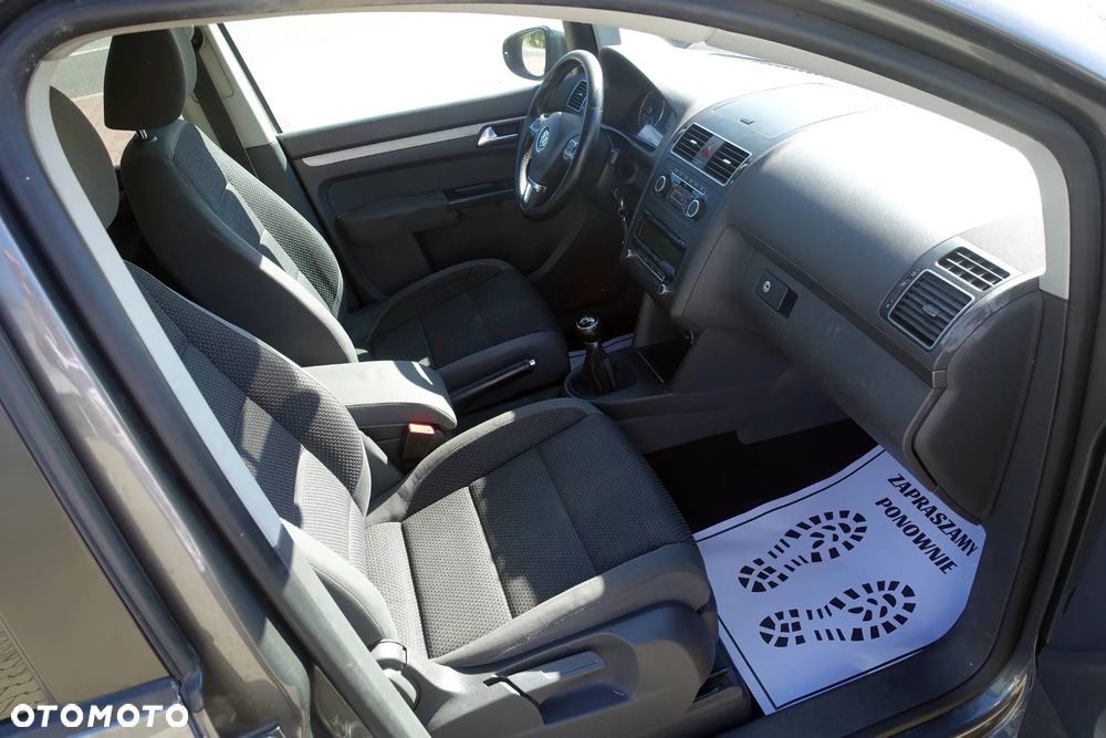 Volkswagen Touran 2.0 TDI DPF STYLE - 12