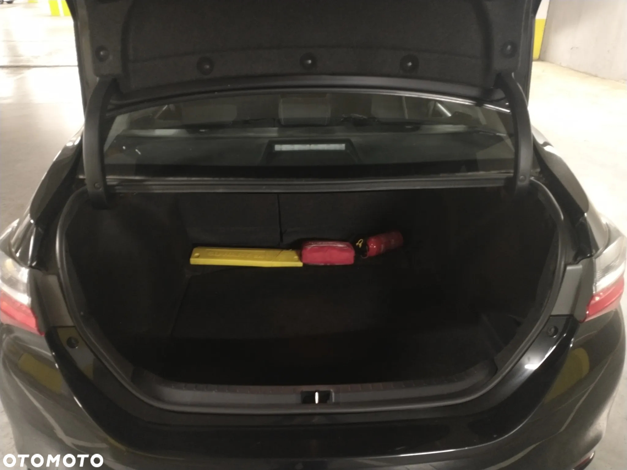 Toyota Corolla 1.6 Comfort - 10