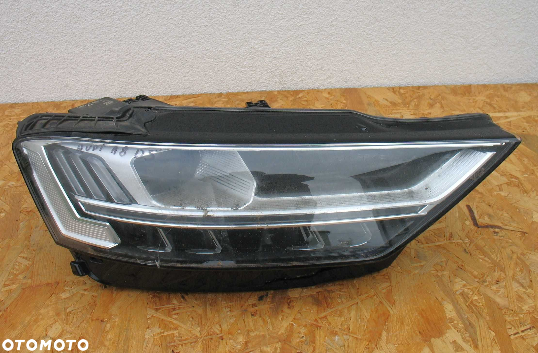 Audi A8 D5 lampy Matrix Lewa Prawa Uszkodzone na części - 5