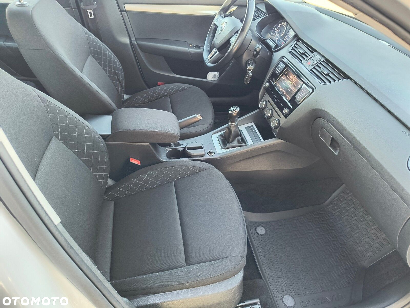 Skoda Octavia 1.5 TSI ACT Active - 16