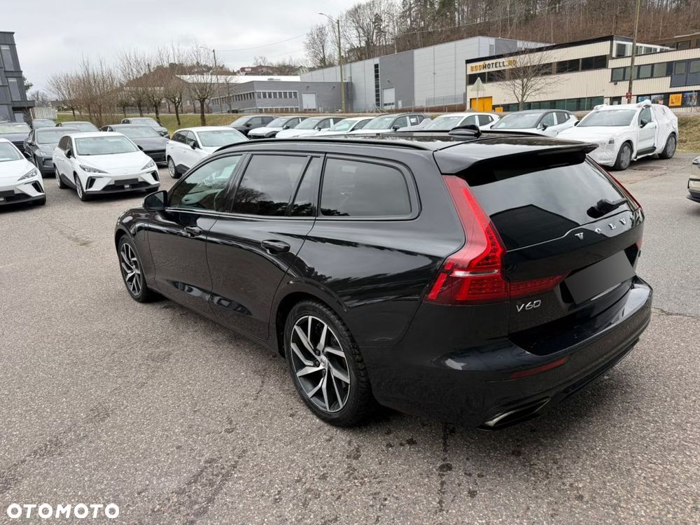Volvo V60 T6 AWD Plug-In Hybrid Inscription - 10