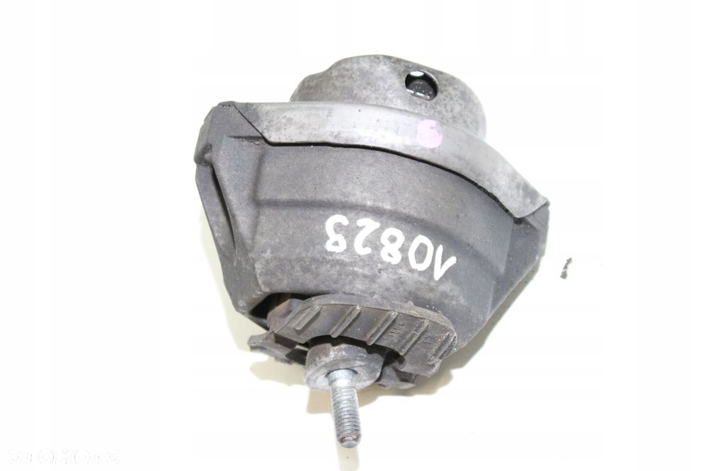 6768227 BMW E64 645I N62 PODUSZKA SILNIKA - 7