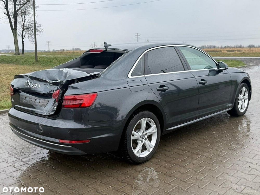 Audi A4 Limousine - 4