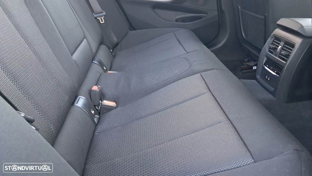 BMW 330 e Corporate Edition Auto - 40