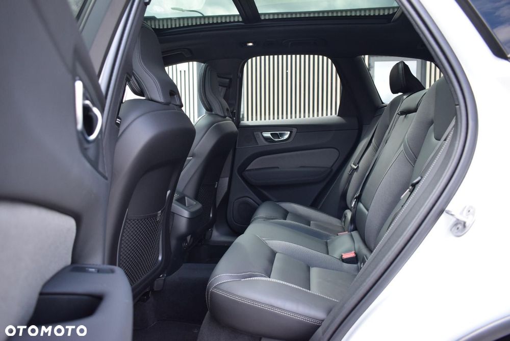 Volvo XC 60 - 26