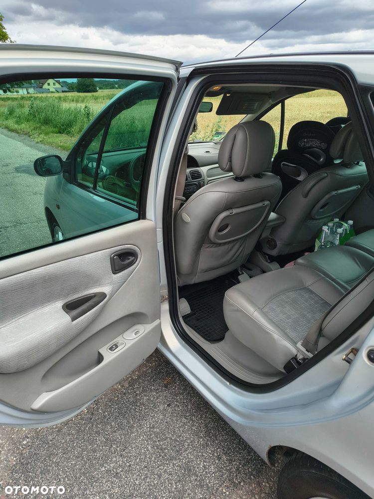 Renault Scenic - 4