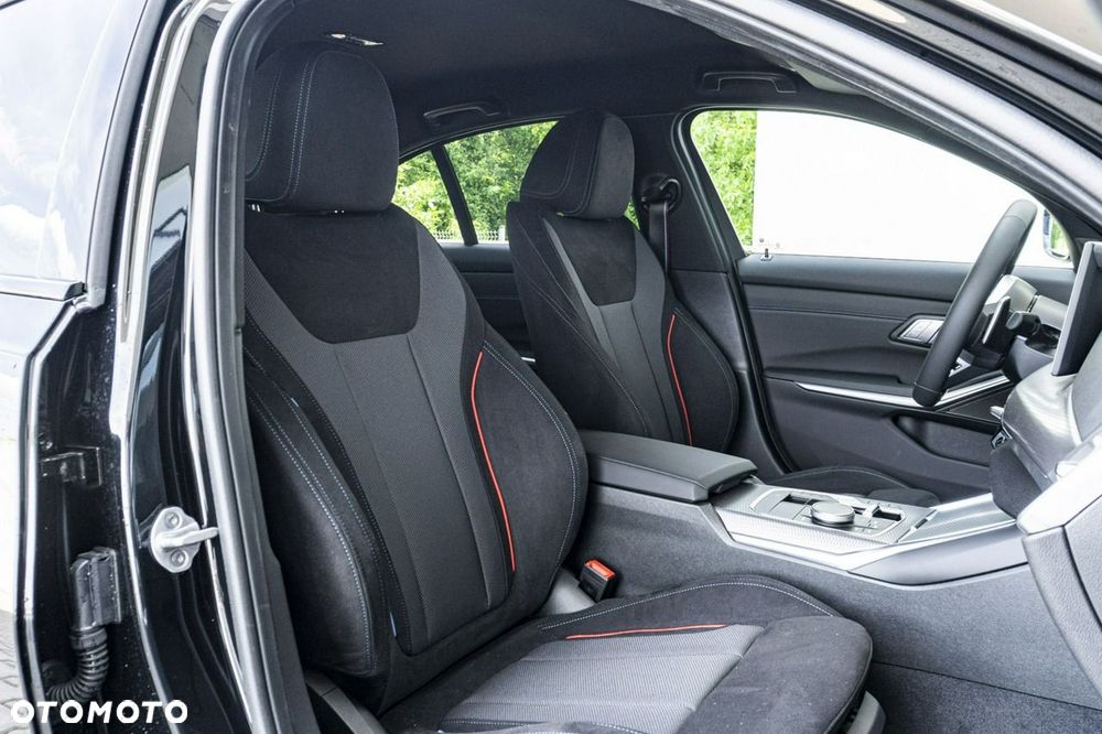 BMW Seria 3 M340i xDrive - 27