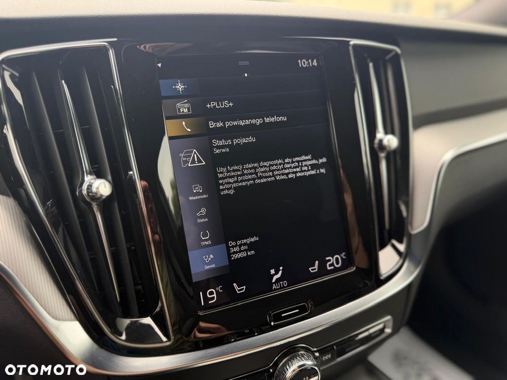Volvo V60 D4 AWD Geartronic R-Design - 24