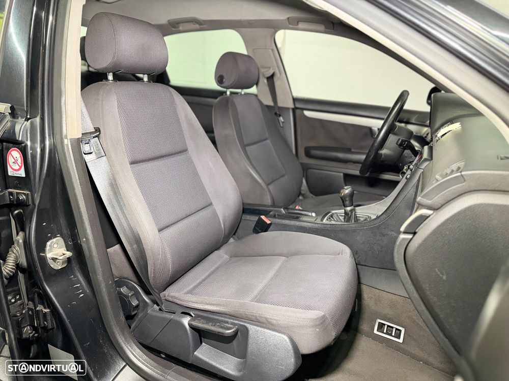 Audi A4 1.9 TDI m5 Sport - 10