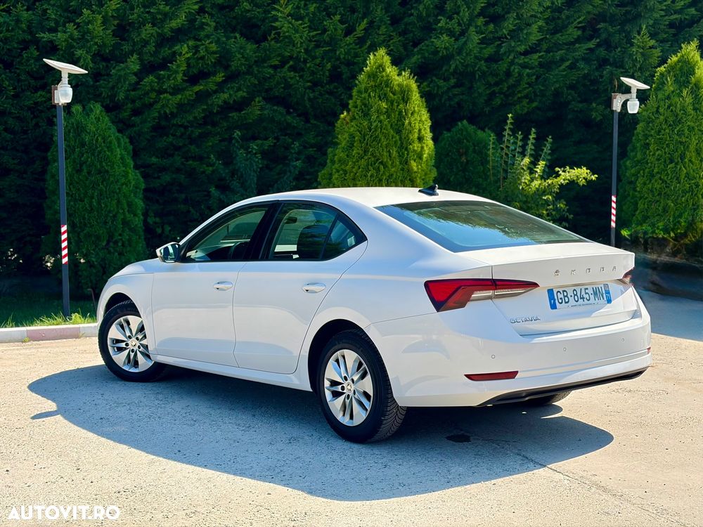 Skoda Octavia - 3