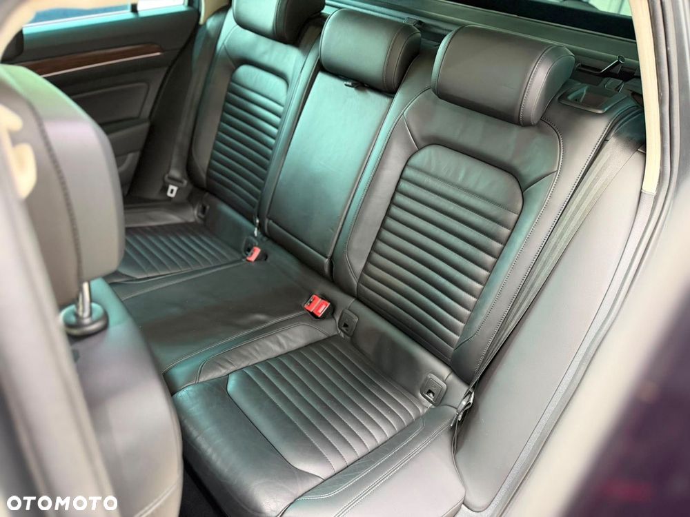 Volkswagen Passat Variant - 4