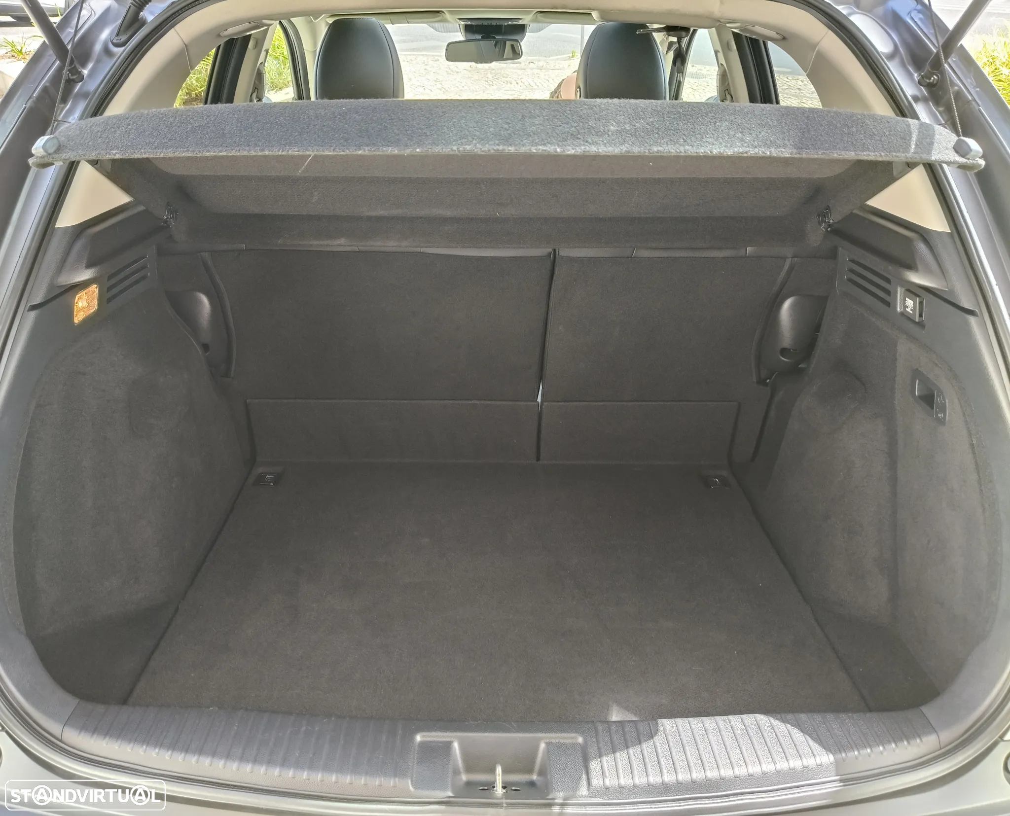 Honda HR-V 1.6 i-DTEC Executive - 30