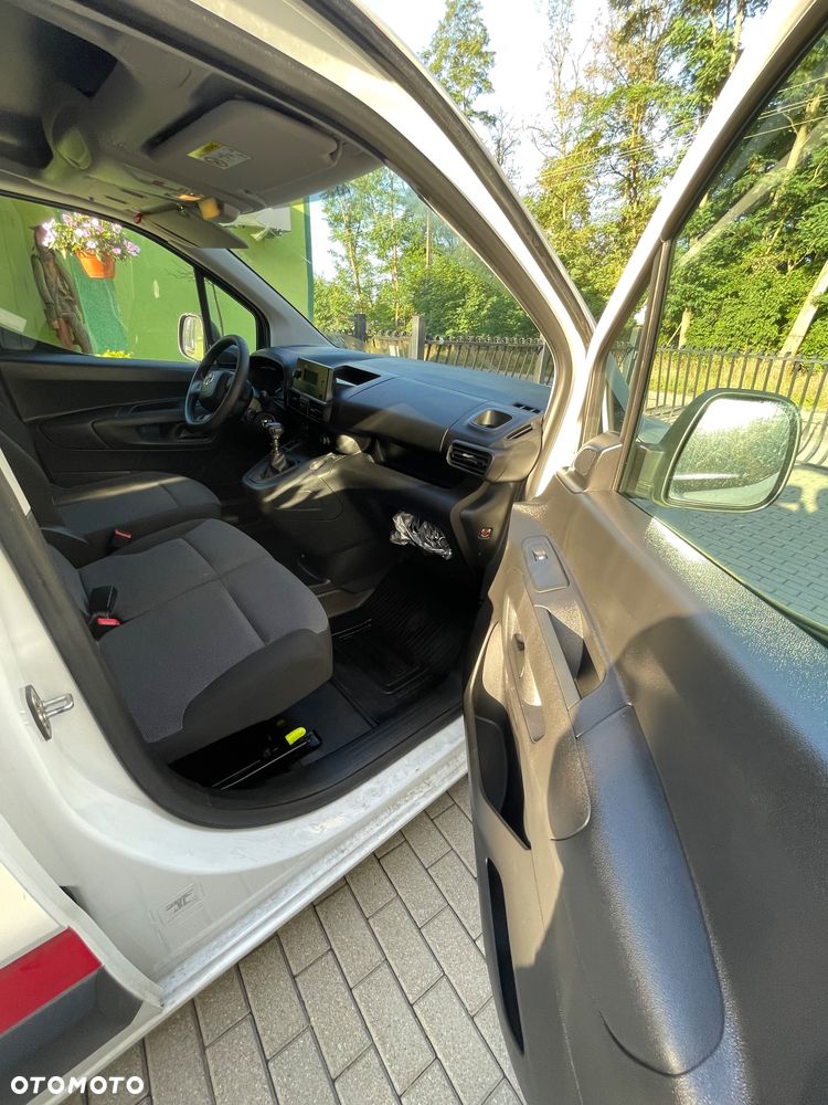 Toyota Proace City - 10