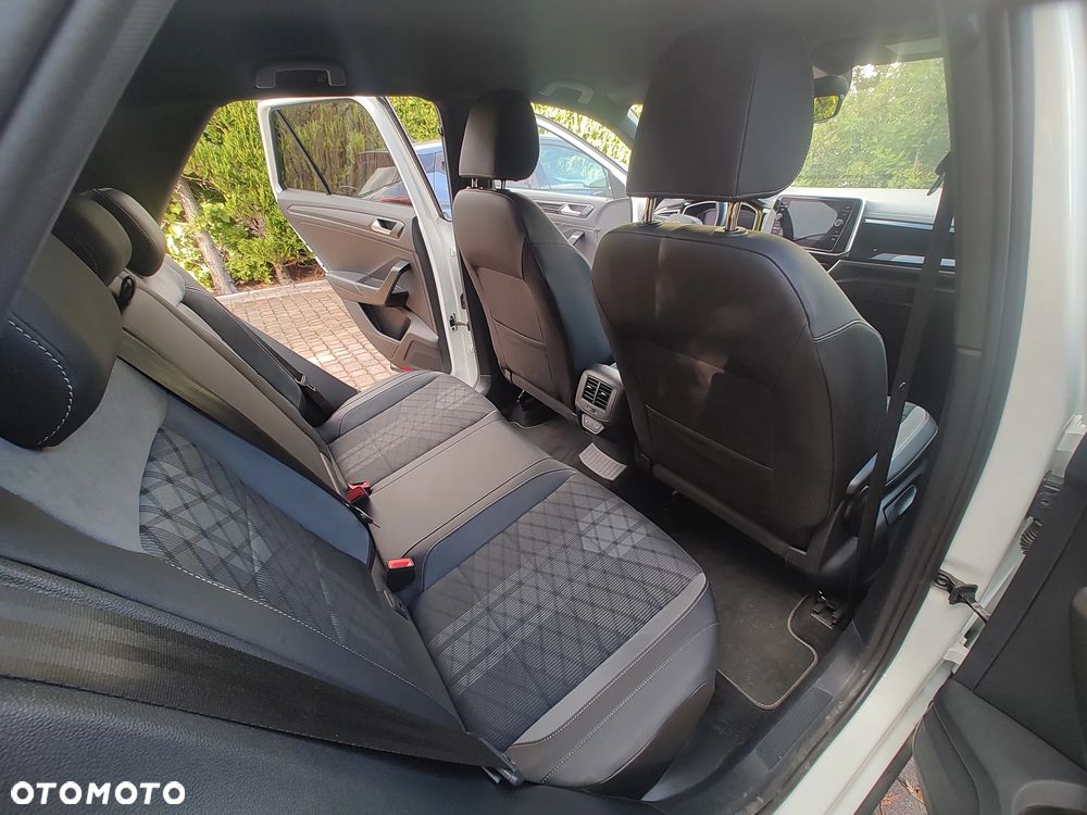 Volkswagen T-Roc 1.5 TSI R-Line DSG - 13