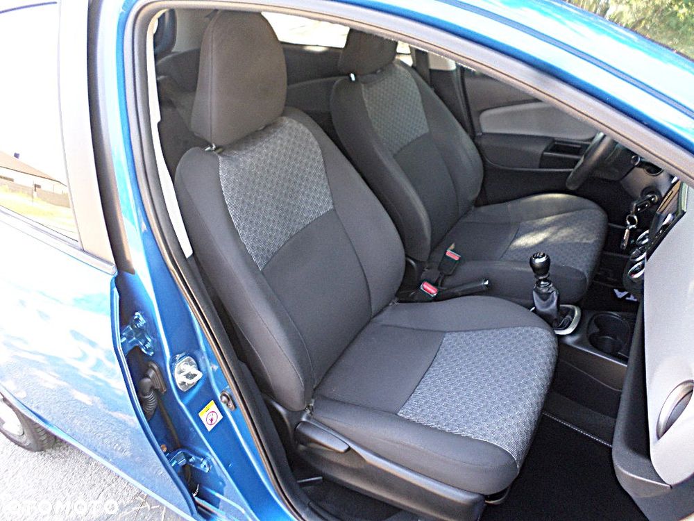 Toyota Yaris 1.33 Selection Platinum - 21