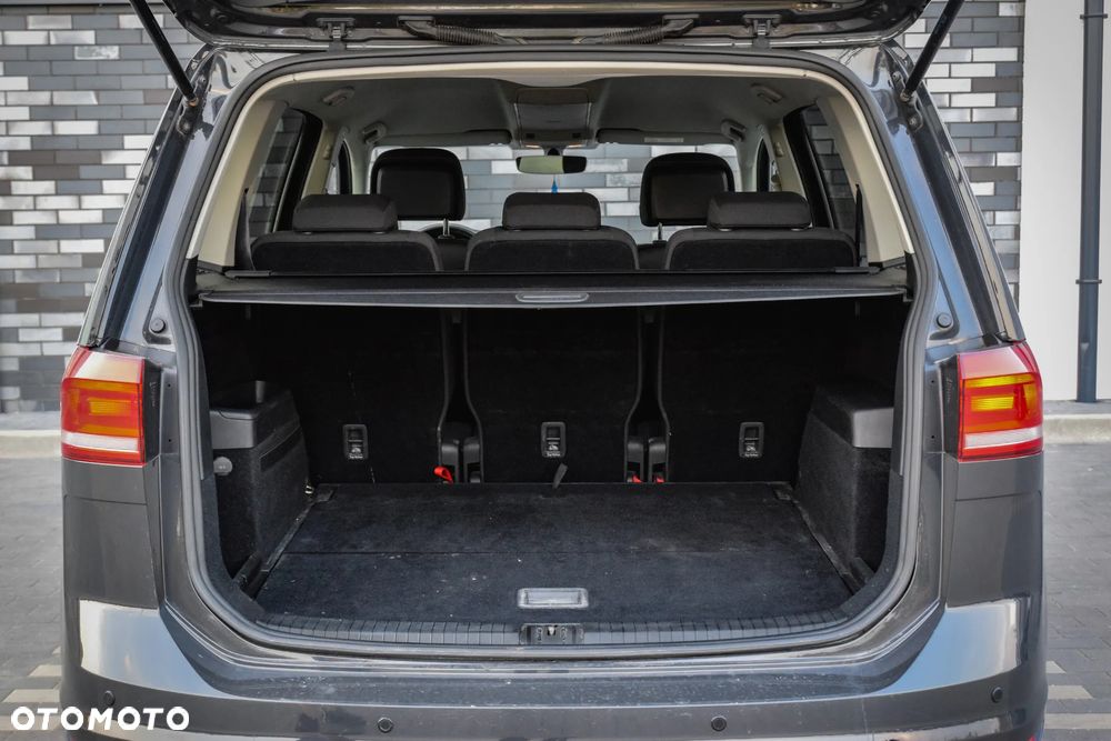 Volkswagen Touran 2.0 TDI BMT Comfortline DSG - 36