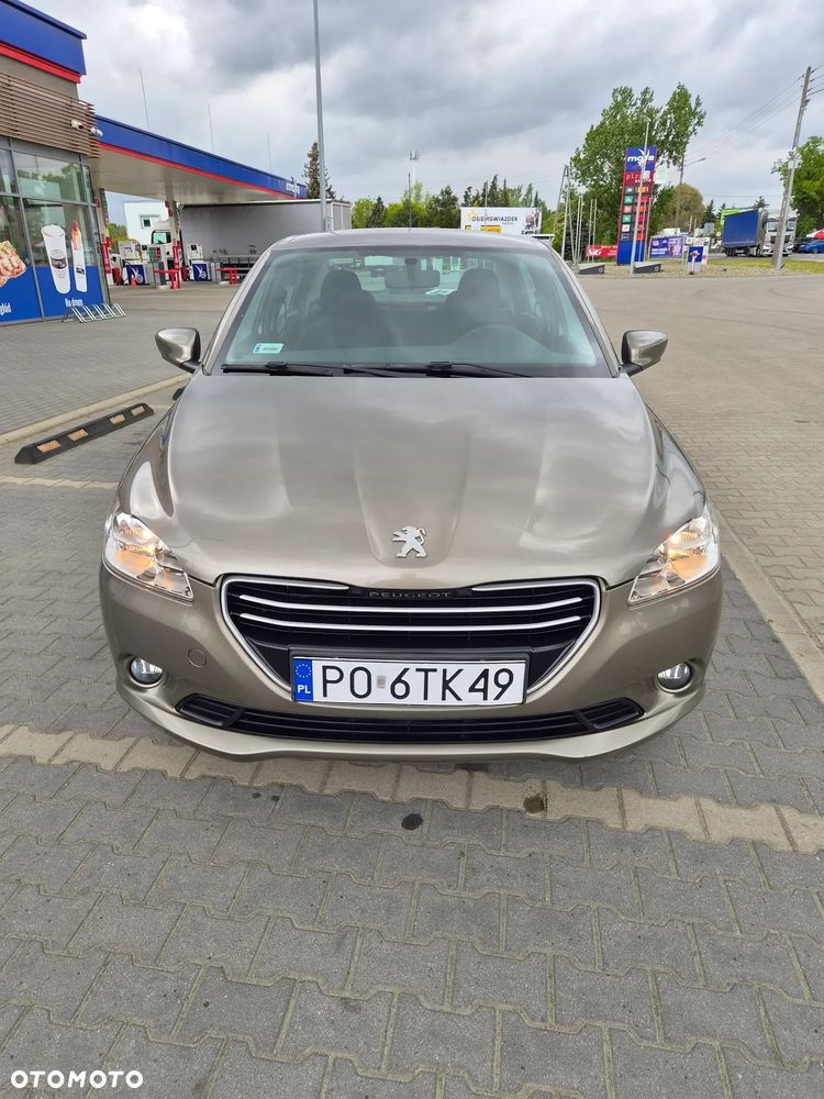 Peugeot 301 1.2 Pure Tech Active - 13