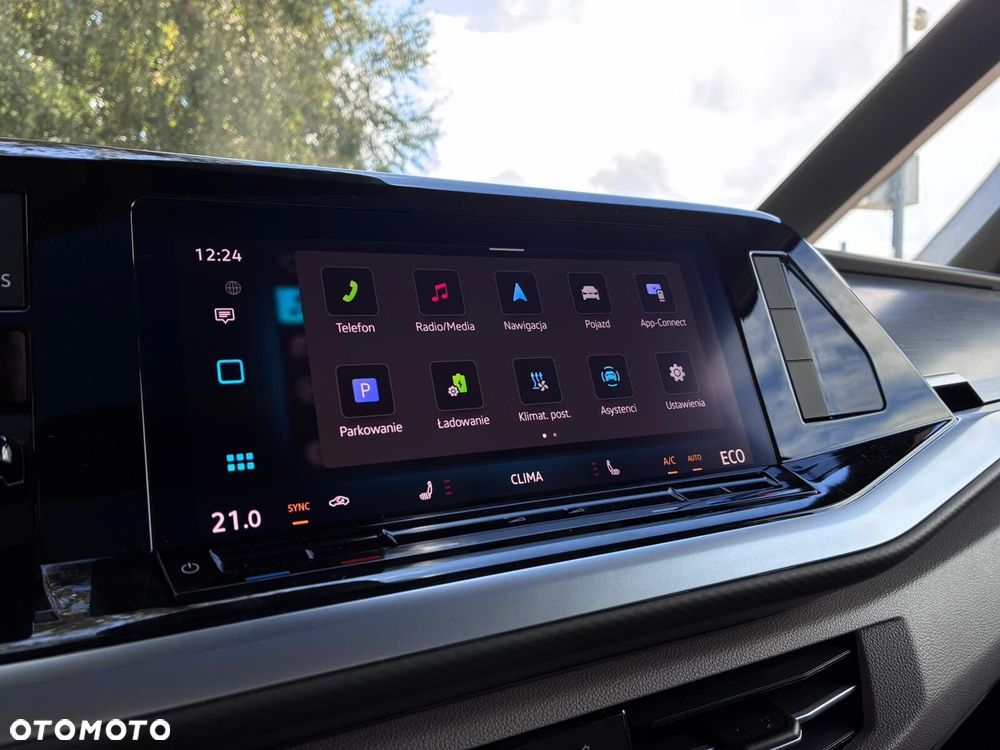 Volkswagen Multivan - 25