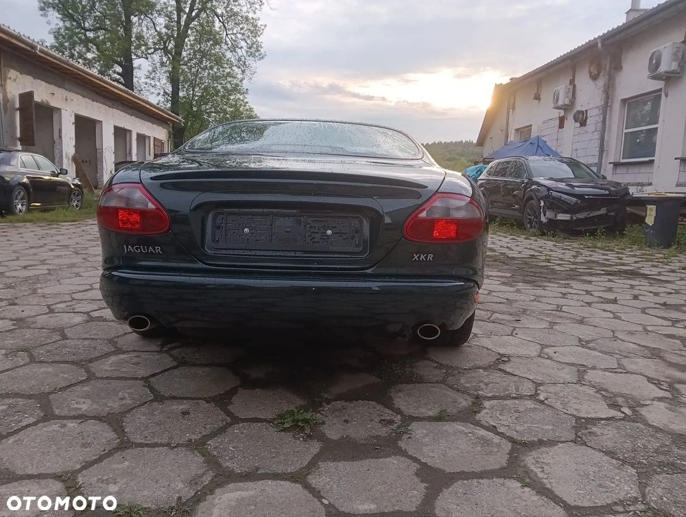 Jaguar XK XKR Coupe - 5