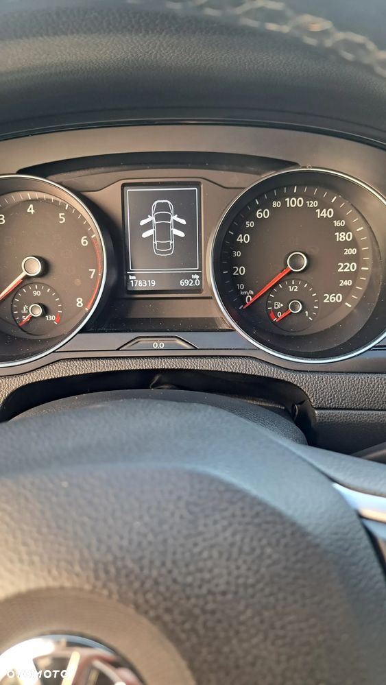 Volkswagen Passat 1.5 TSI EVO Business - 15