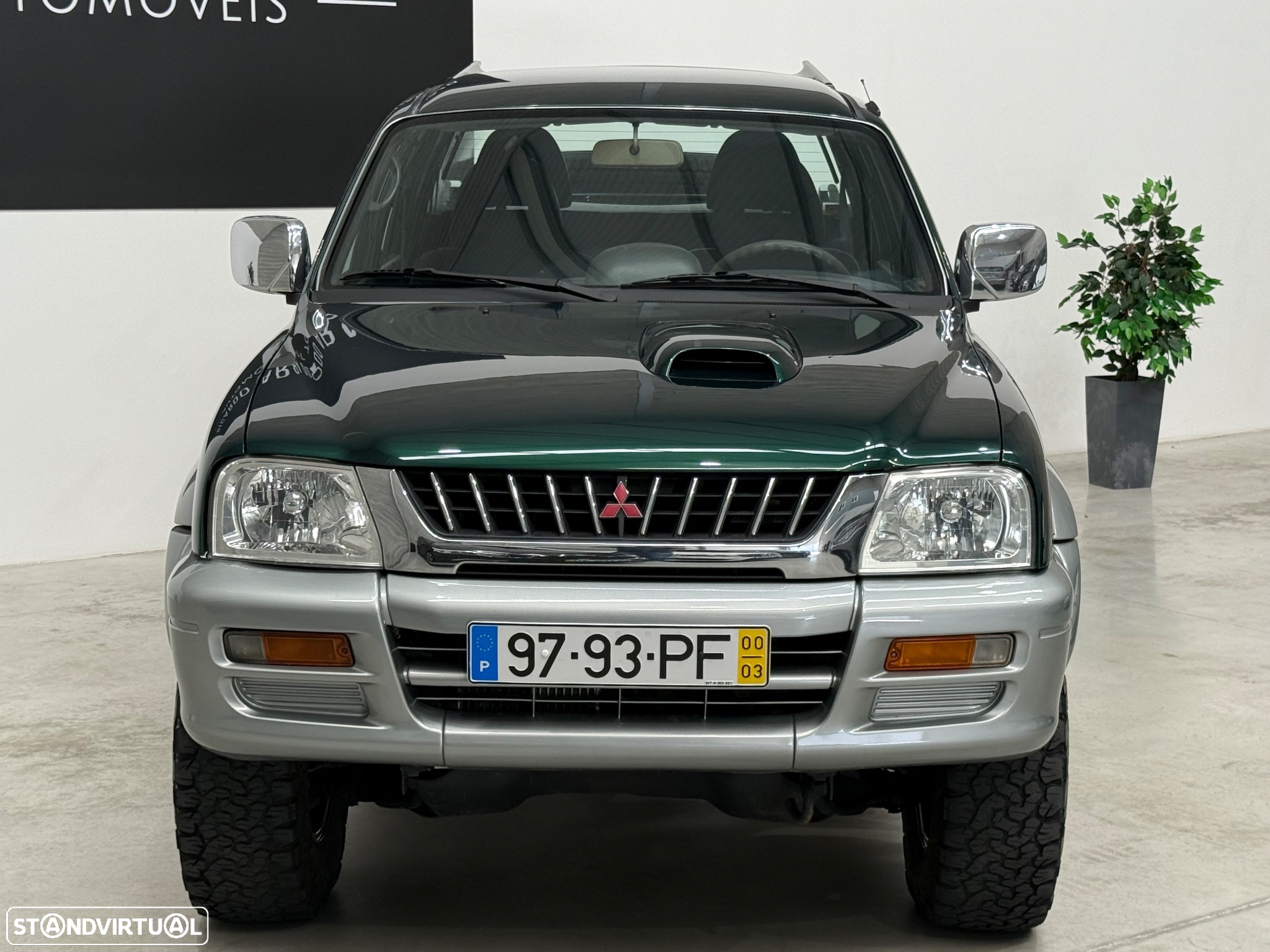 Mitsubishi L200 2.5 TD Strakar Sport CD - 21
