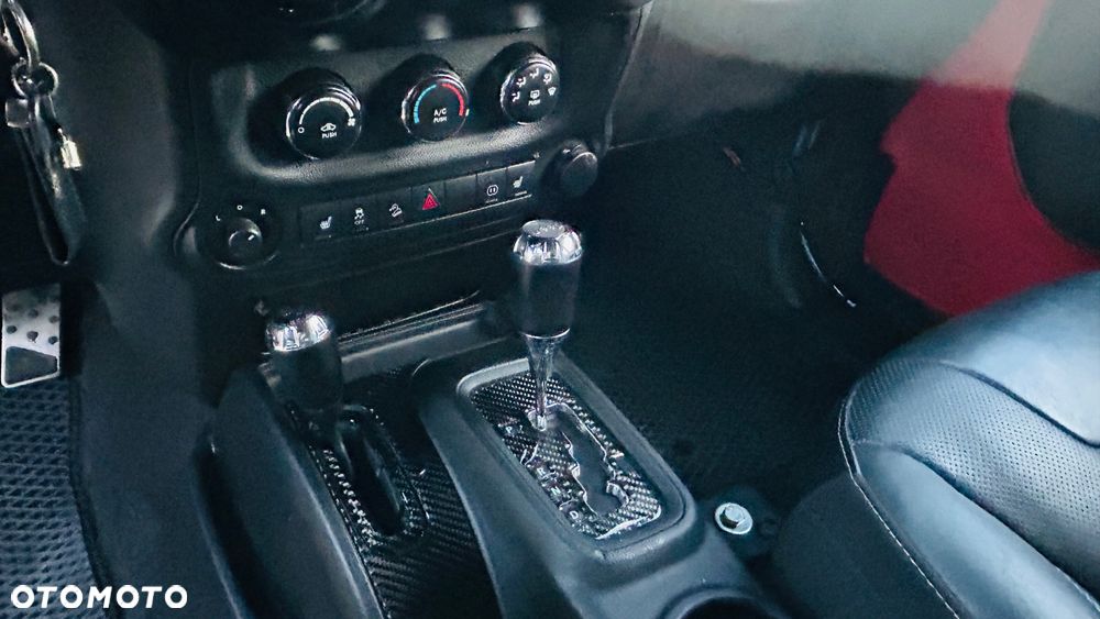 Jeep Wrangler Unlimited 3.6 Automatik Sahara - 25