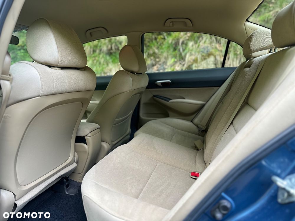 Honda Civic 1.3i-DSI i-VTEC IMA CVT Elegance - 23