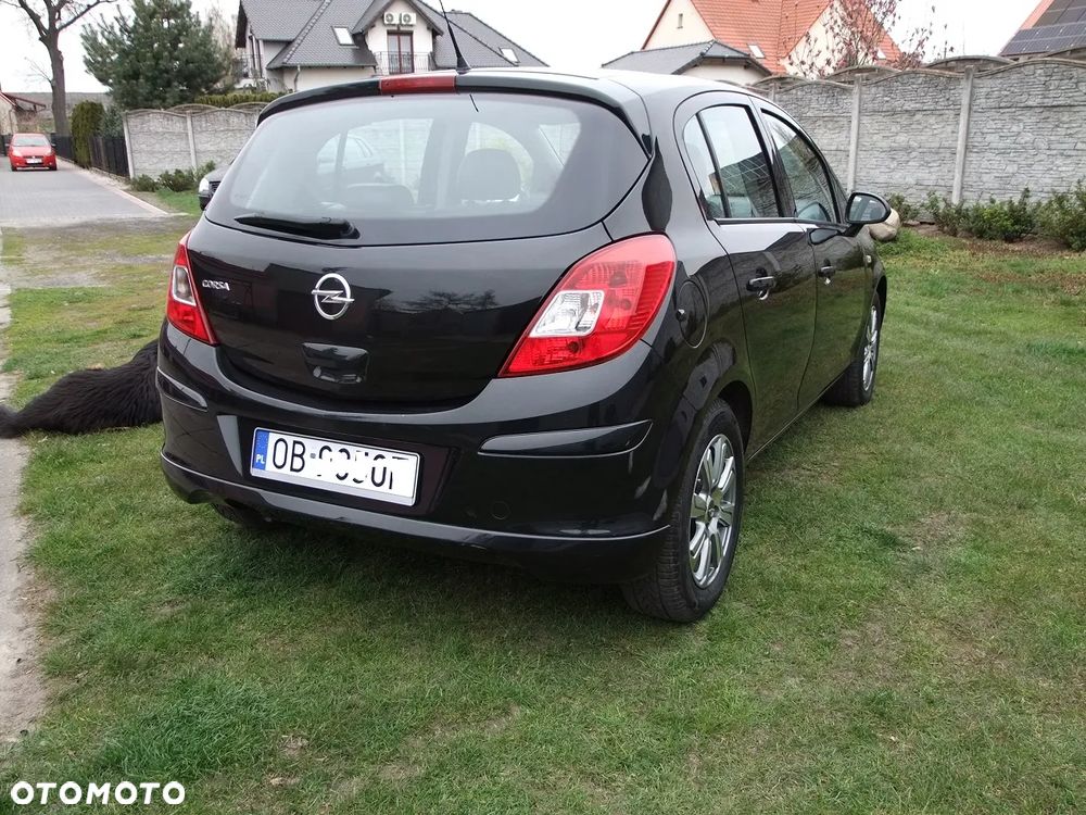 Opel Corsa 1.2 16V Cosmo - 6