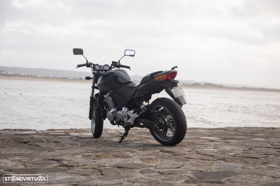 Honda CBF - 42