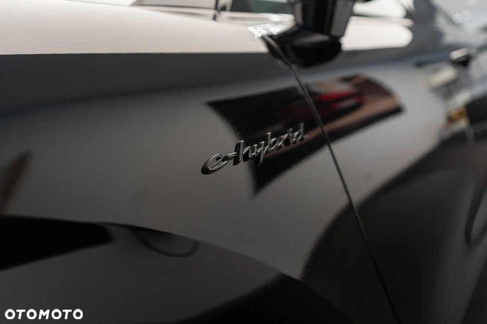 Porsche Cayenne E-Hybrid PHEV Black Edition - 36