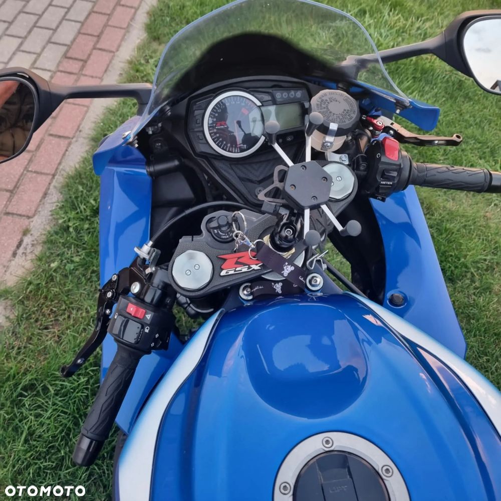 Suzuki GSX-R - 4