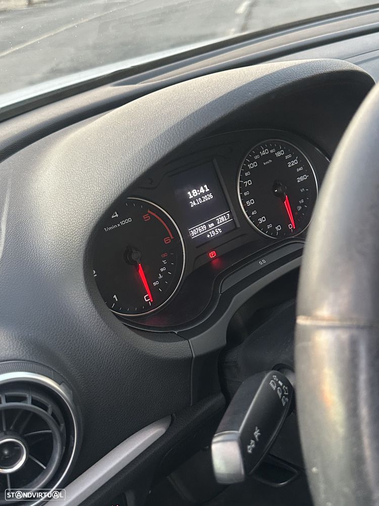 Audi A3 Sportback - 6