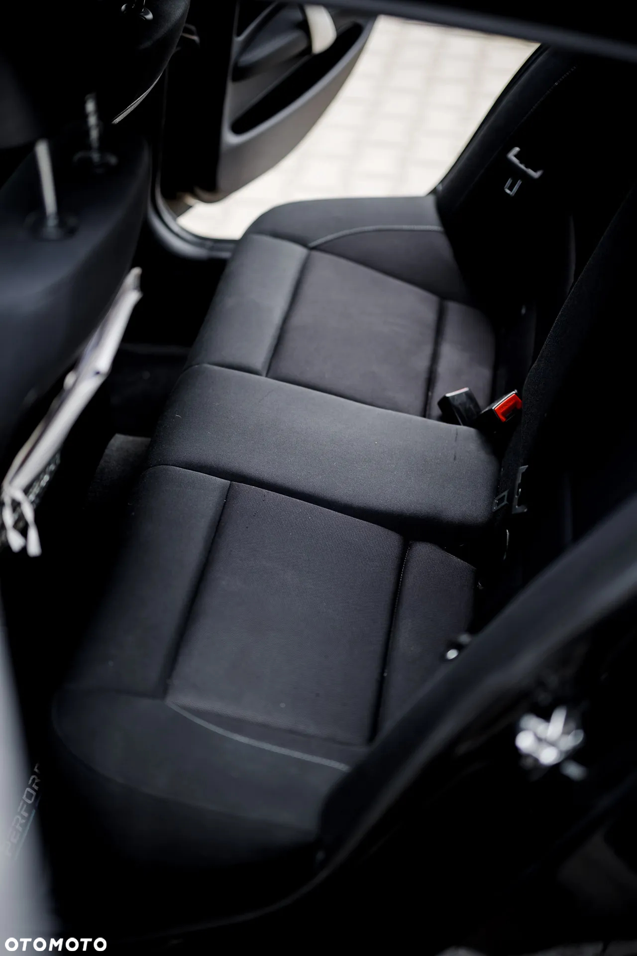 BMW Seria 1 118i - 22