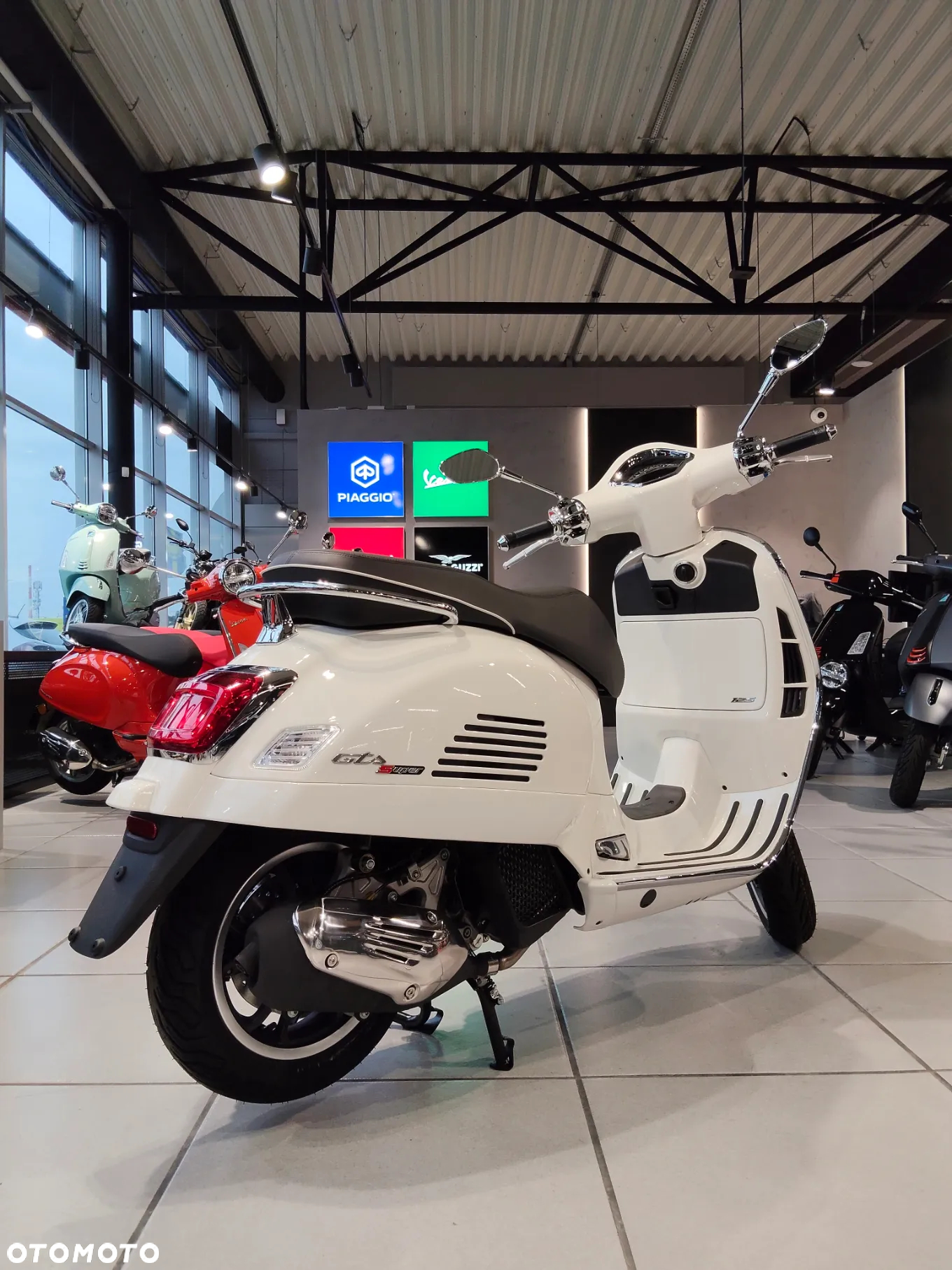 Vespa GTS - 4