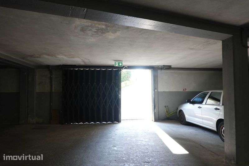 Lugar de garagem em condomínio para arrendamento - Rio Tinto - Grande imagem: 5/6