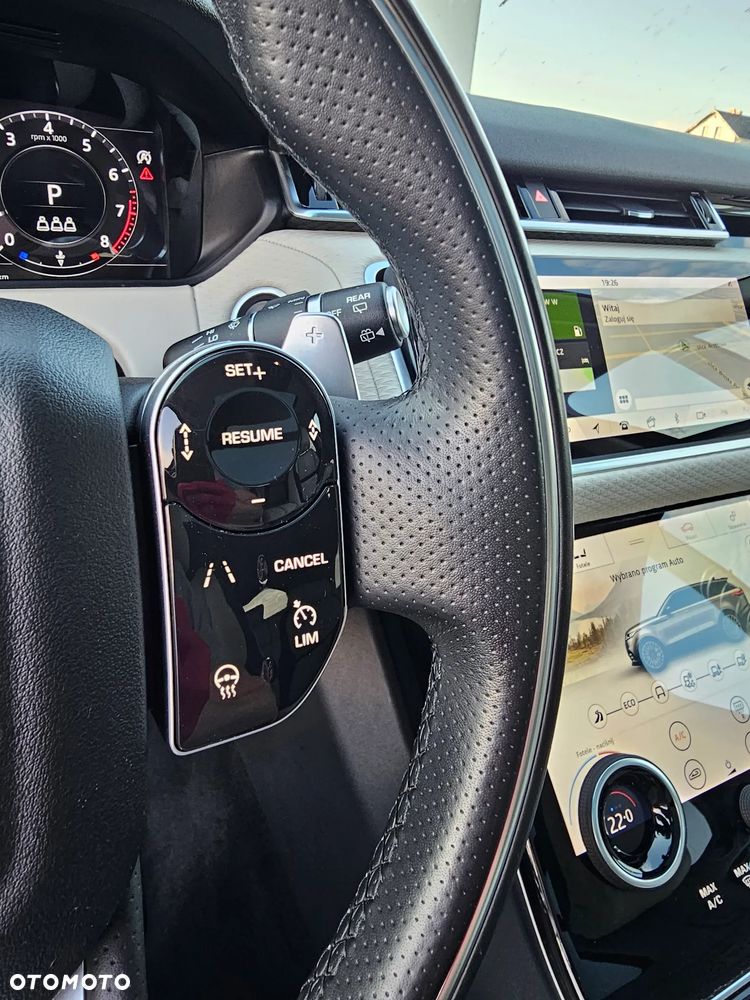 Land Rover Range Rover Velar 2.0 P250 R-Dynamic SE - 26