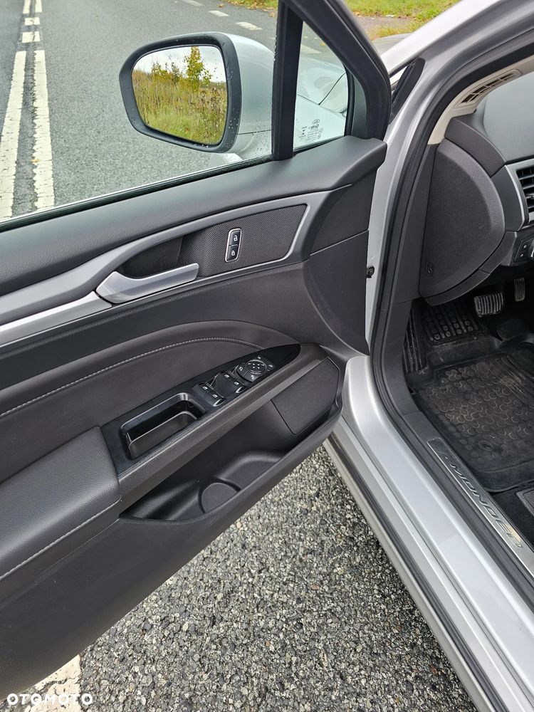 Ford Mondeo - 14
