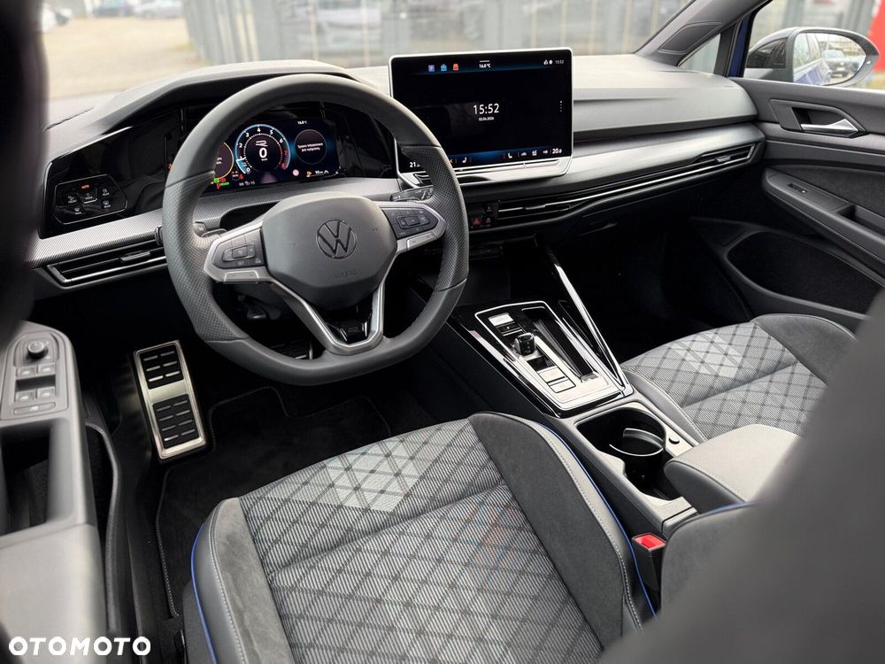 Volkswagen Golf Variant - 16