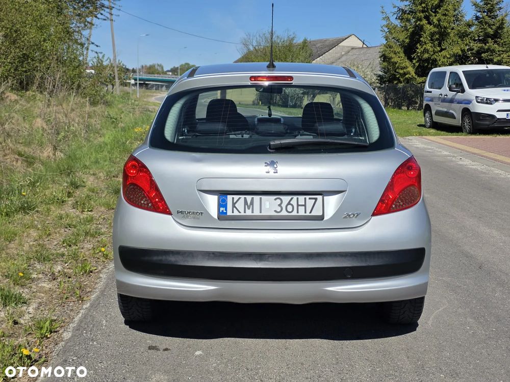 Peugeot 207 - 3